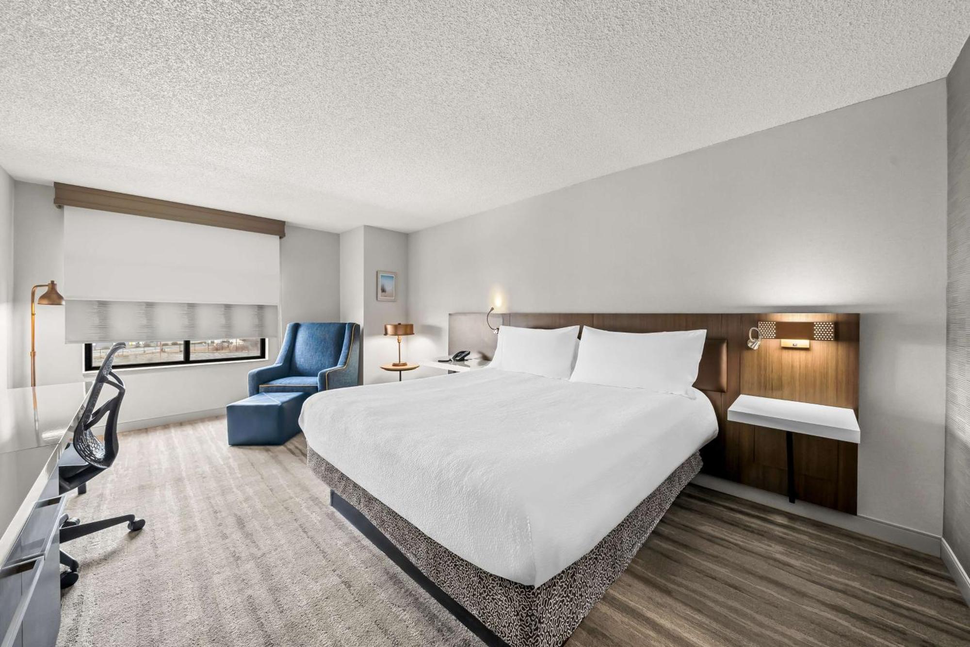Hilton Garden Inn Plymouth Exterior photo